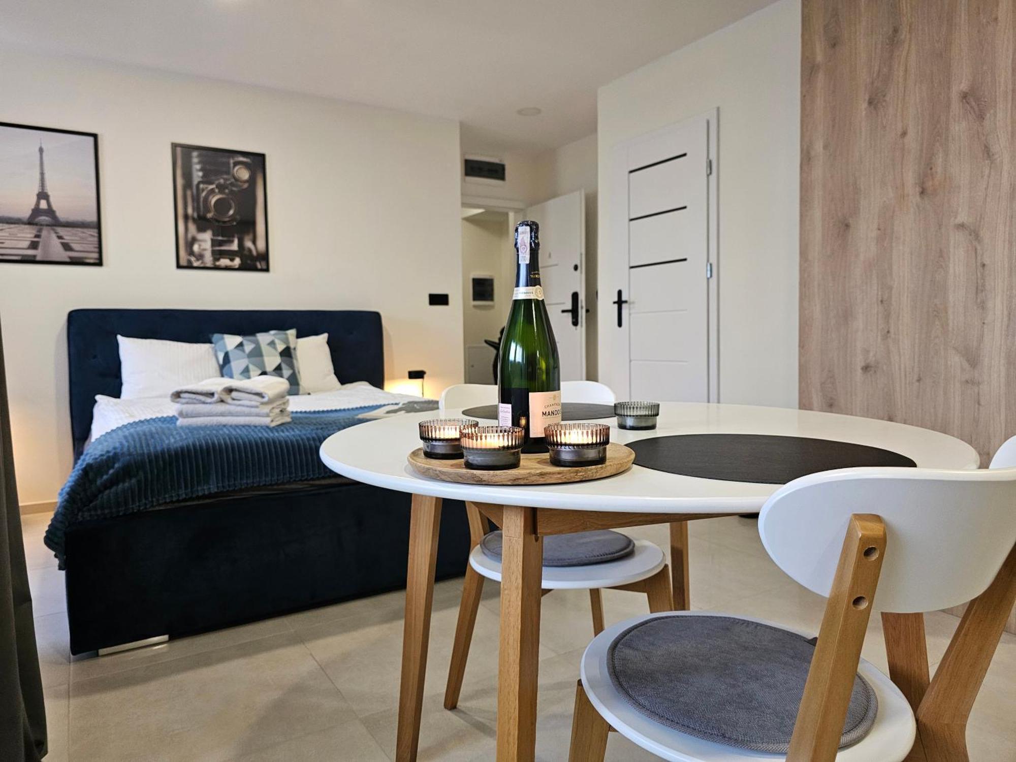קטוביץ Urban Apartments Premium Baildona 18A, Free Garage, Self Check-In מראה חיצוני תמונה